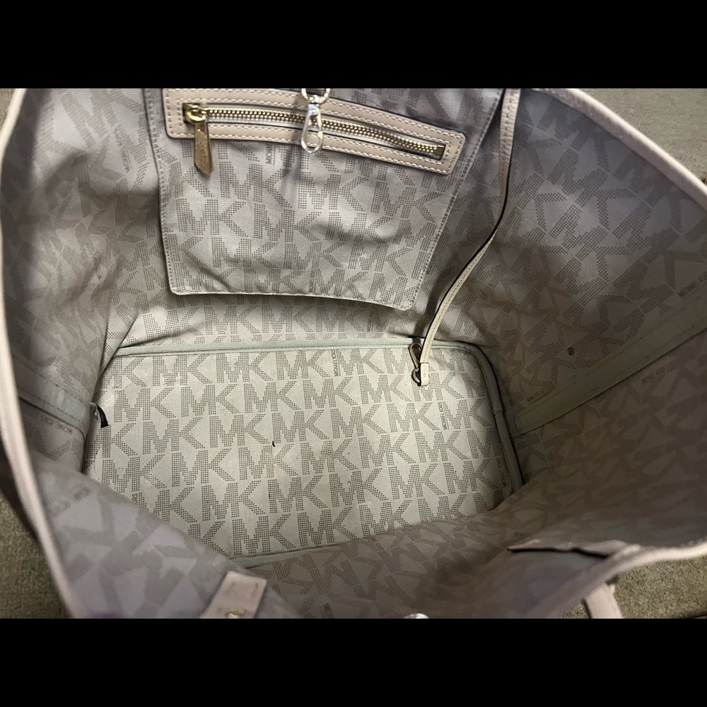 Michael Kors purse , wallet , bonus bag & coach wristlet